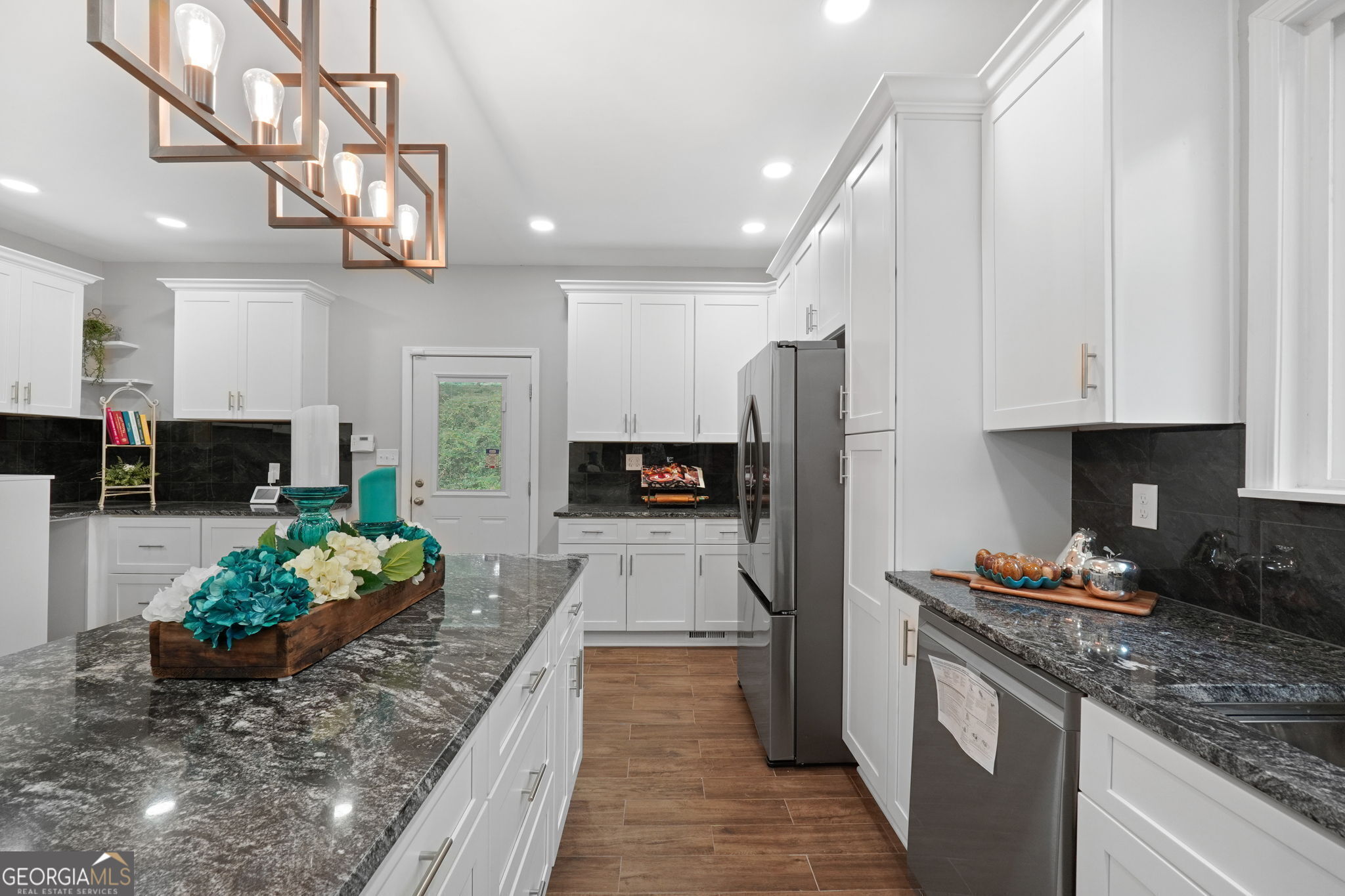 1099 Pine Valley Road Property Photo 14
