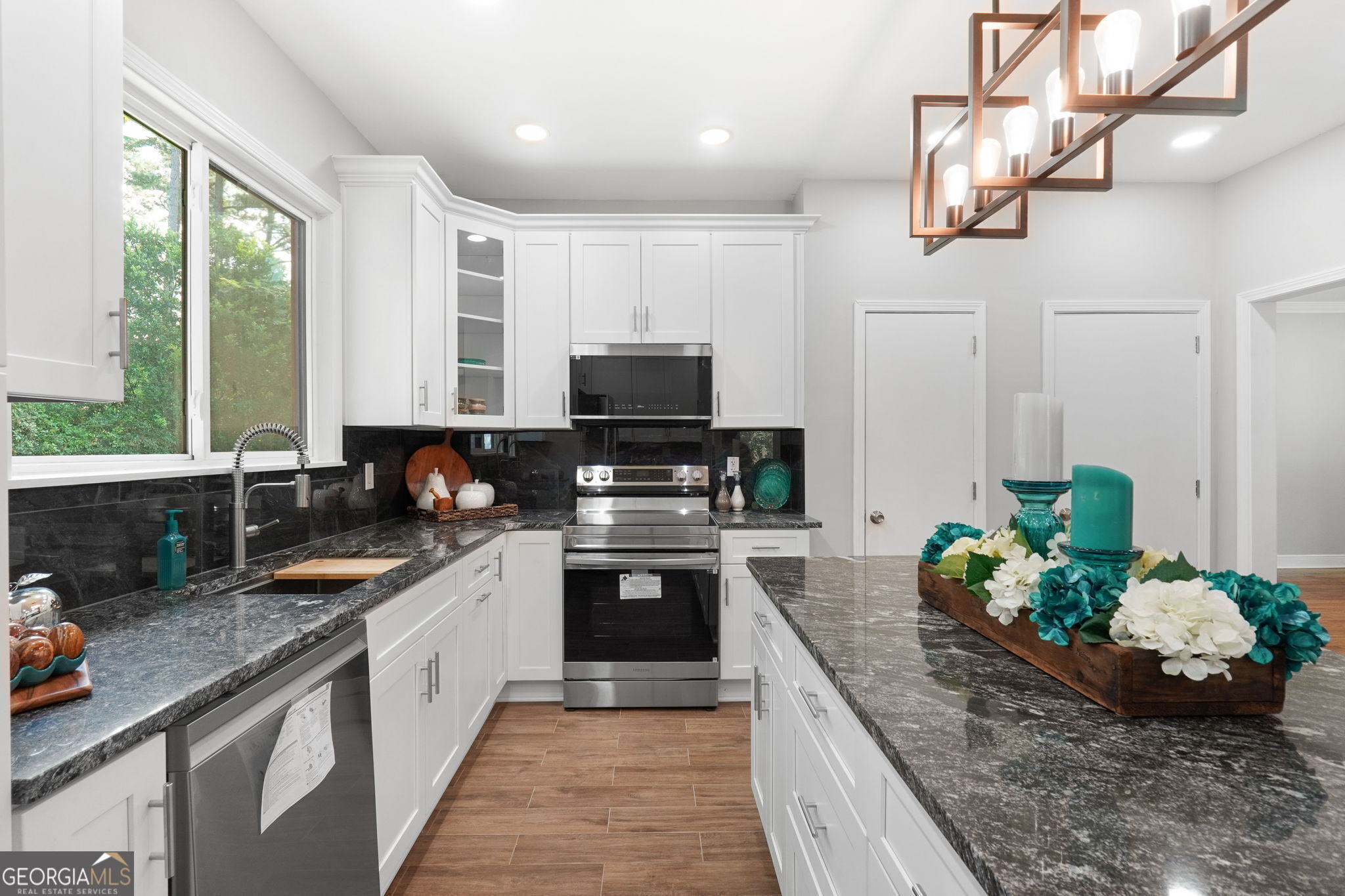 1099 Pine Valley Road Property Photo 16