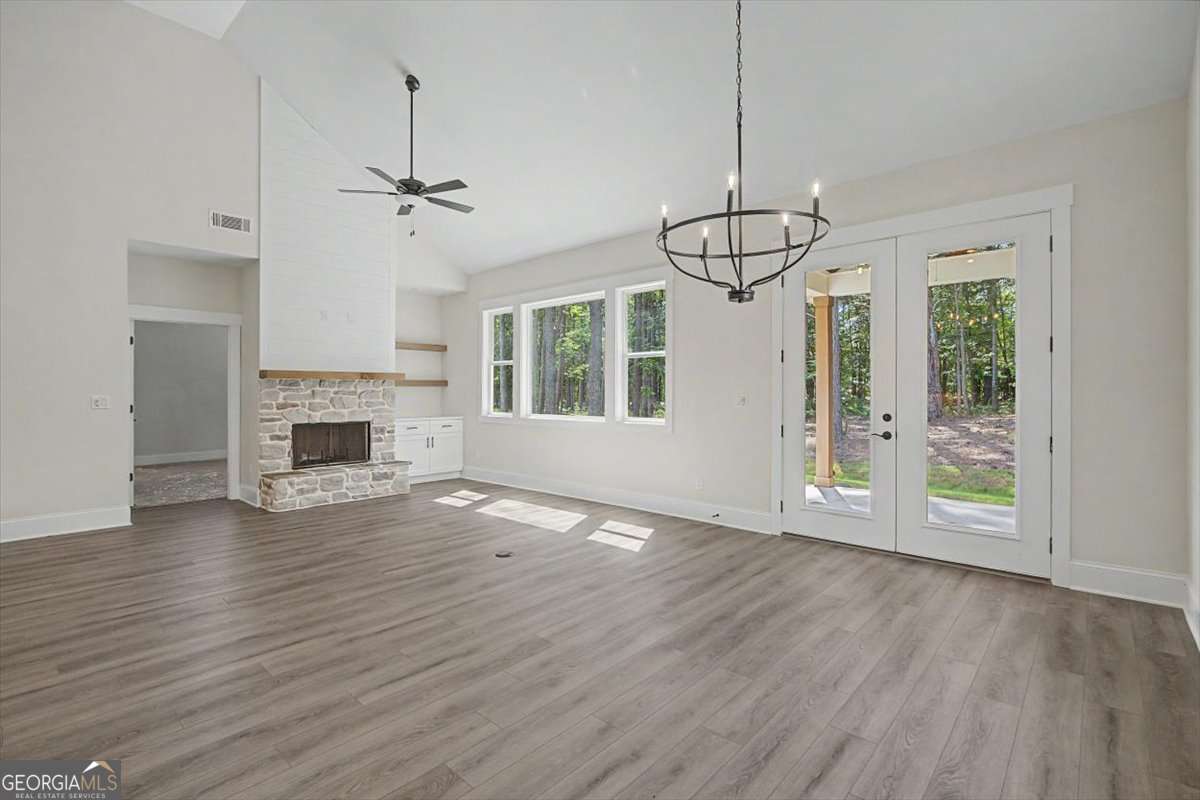 110 Doris Path Property Photo 8