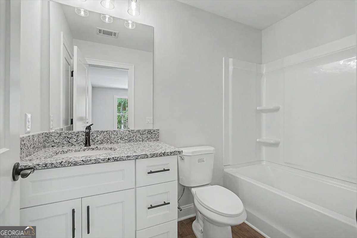 110 Doris Path Property Photo 28