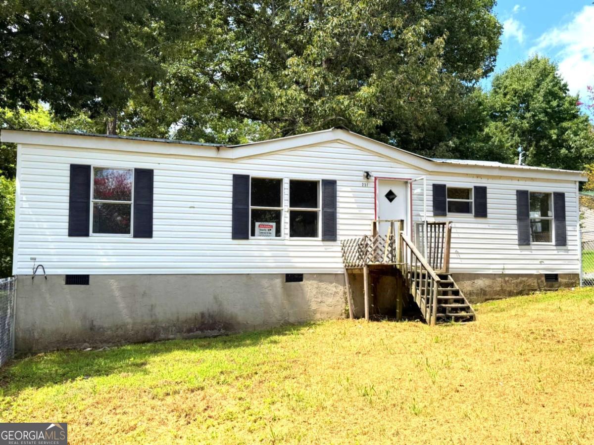 231 Hawks Way Property Photo 1