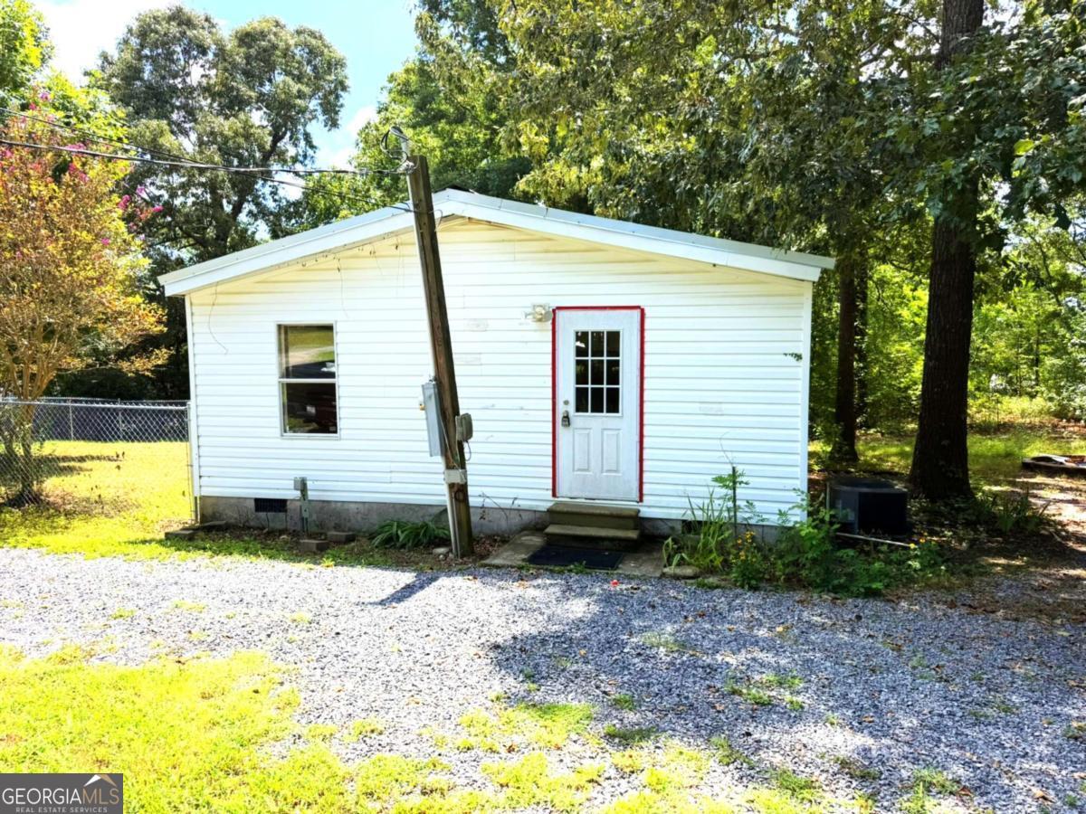 231 Hawks Way Property Photo 7