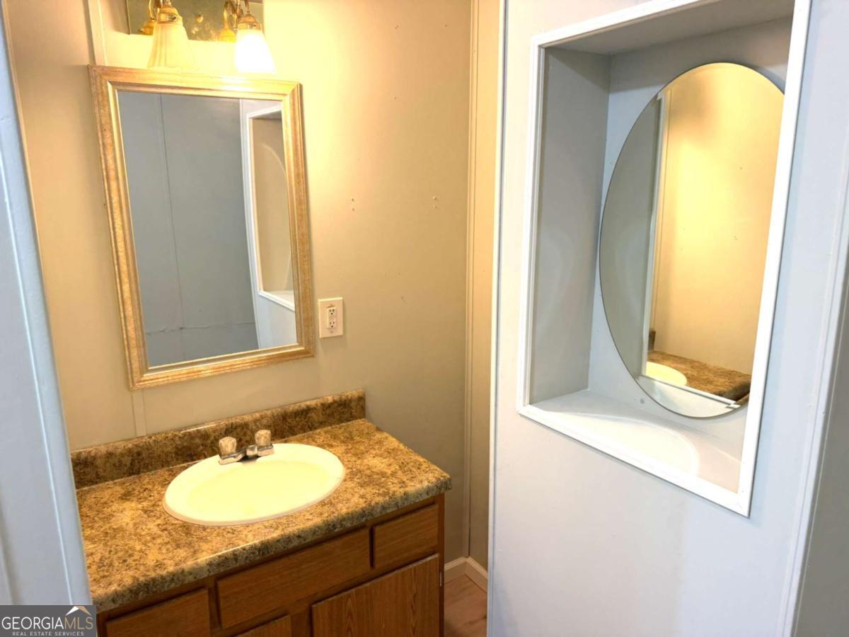 231 Hawks Way Property Photo 10