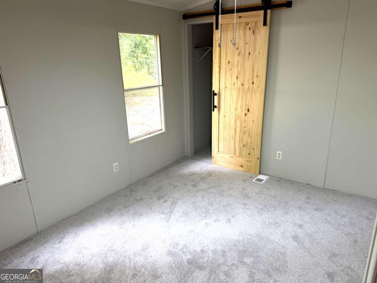 231 Hawks Way Property Photo 11