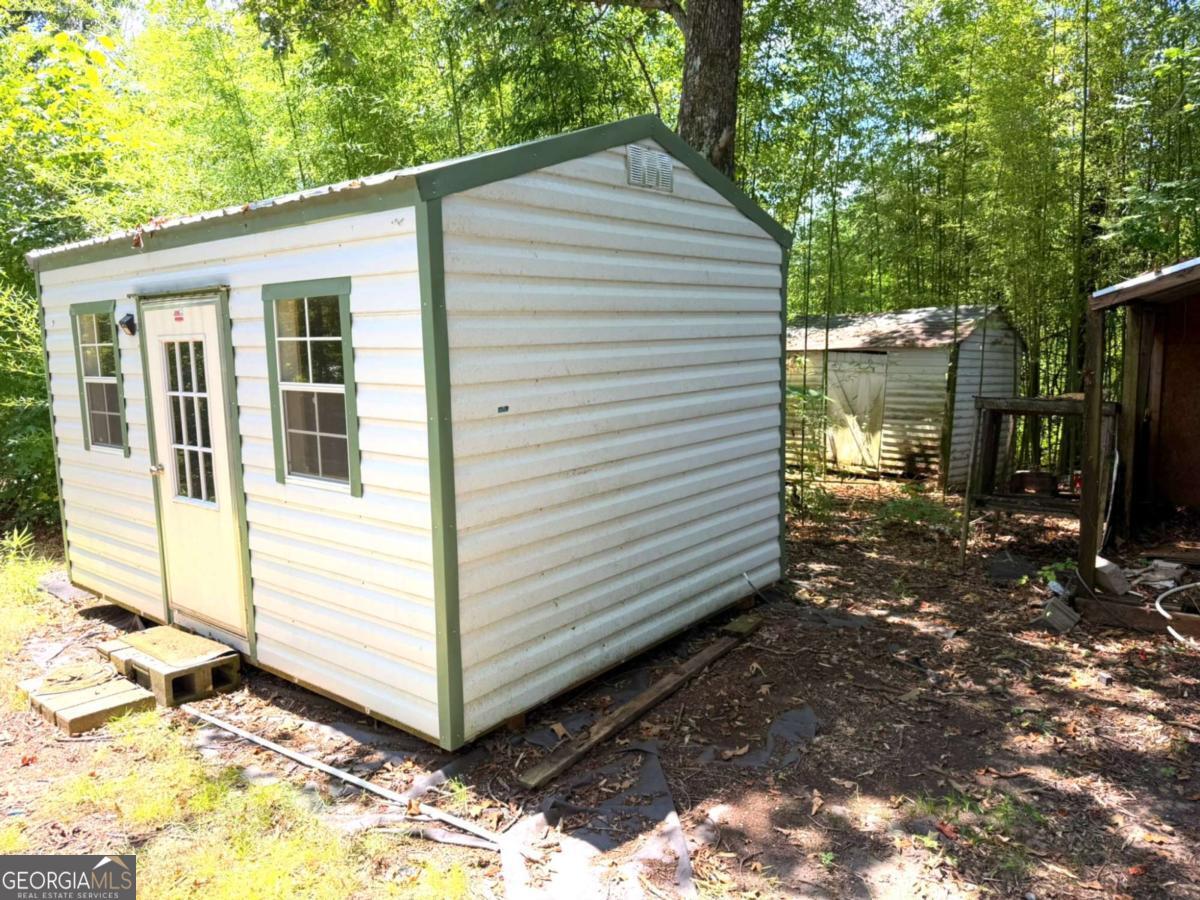231 Hawks Way Property Photo 17