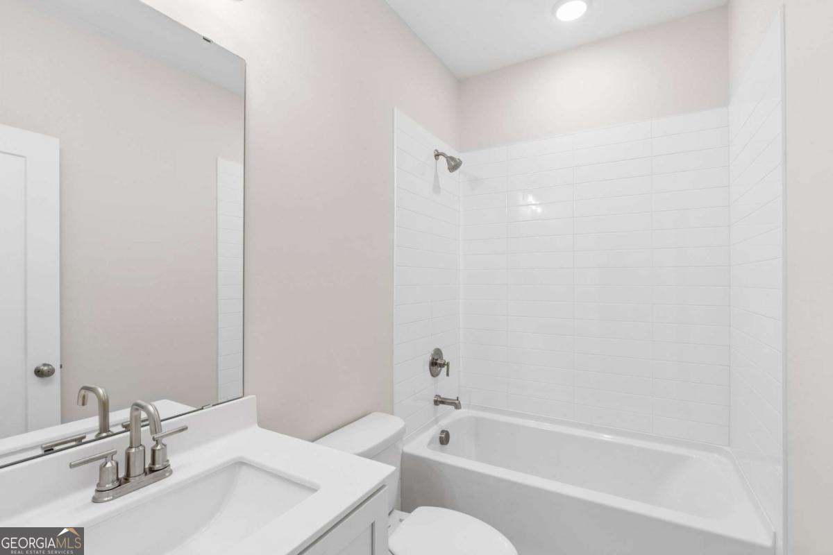 309 Beebalm Street Property Photo 16