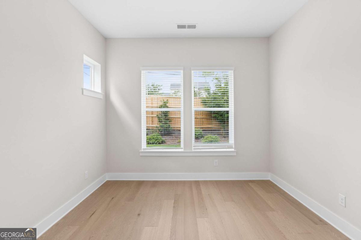 309 Beebalm Street Property Photo 21