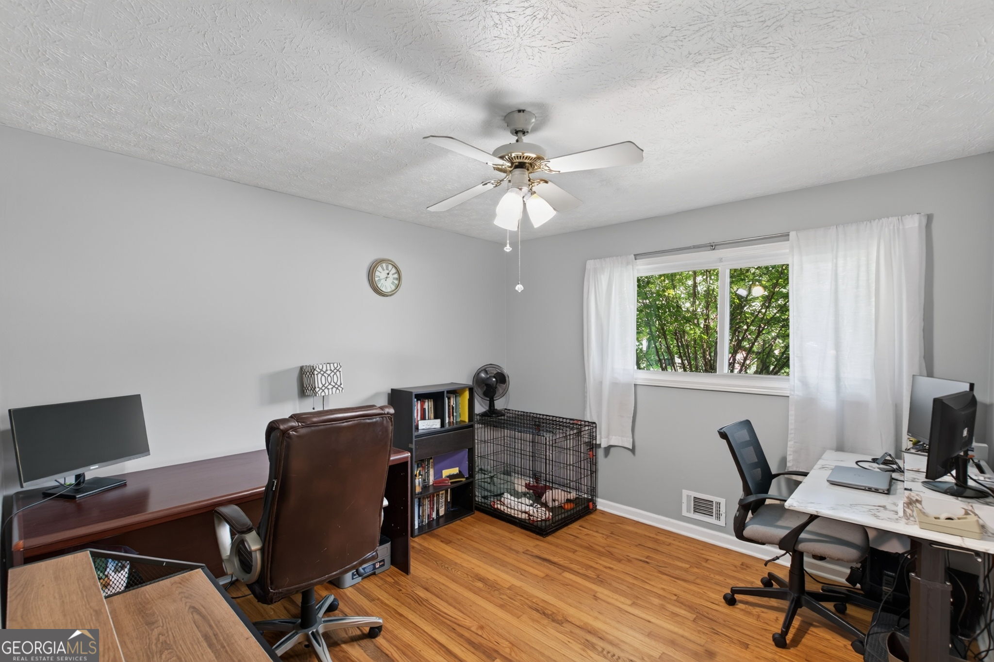 877 King Drive Se Property Photo 17