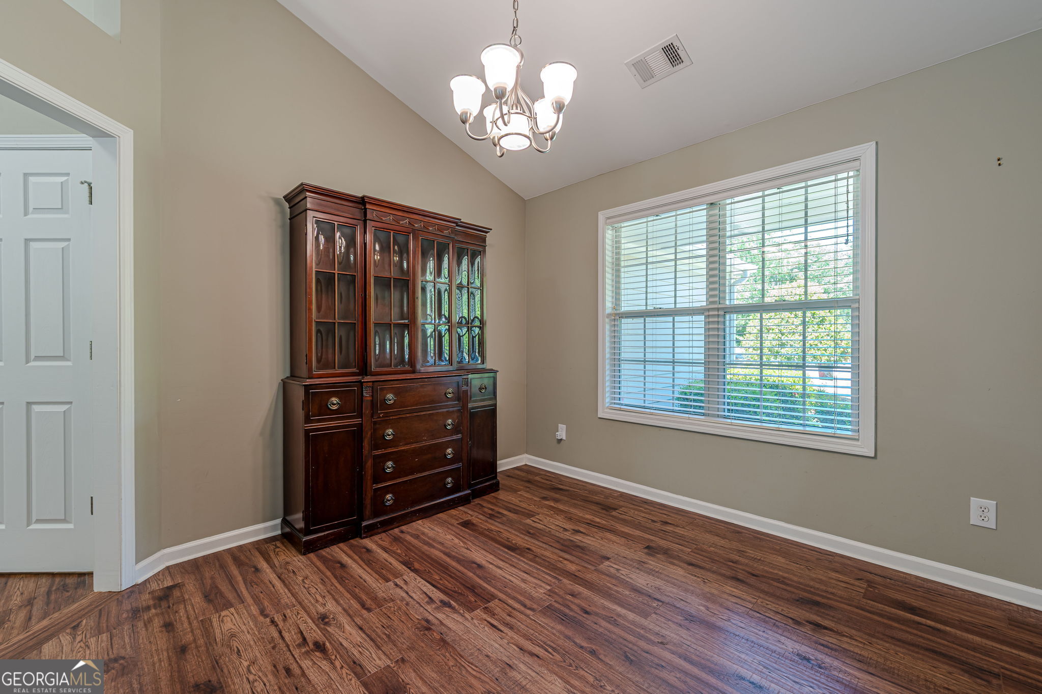 7730 Timberline Overlook Property Photo 6