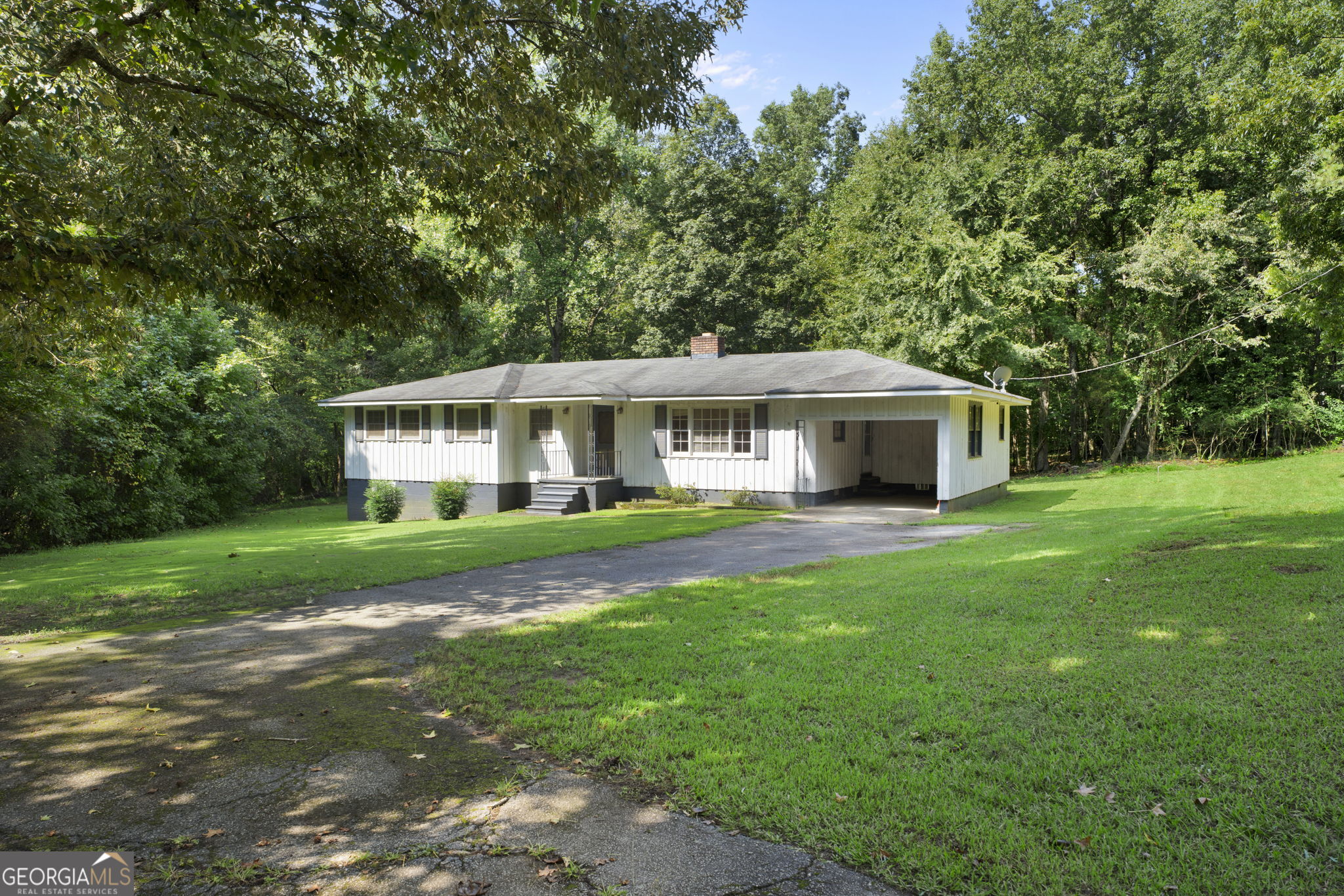 797 Seabolt Road Property Photo 2