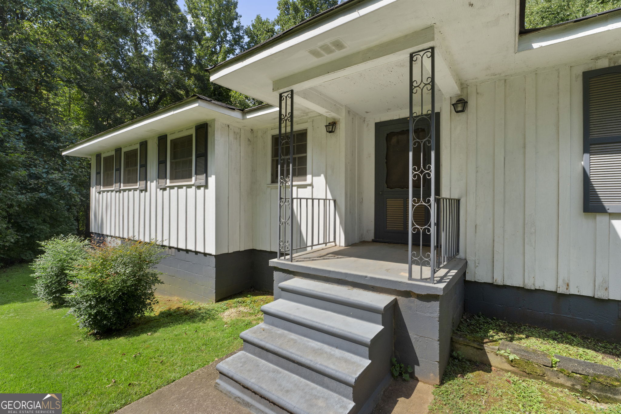 797 Seabolt Road Property Photo 4