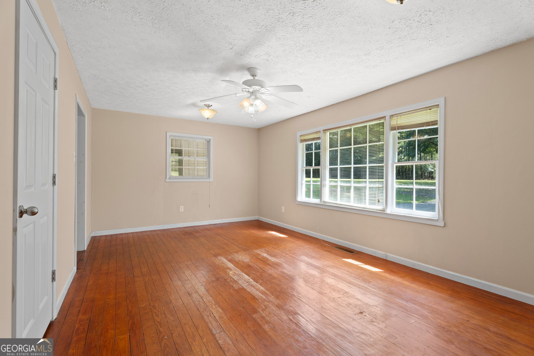 797 Seabolt Road Property Photo 8