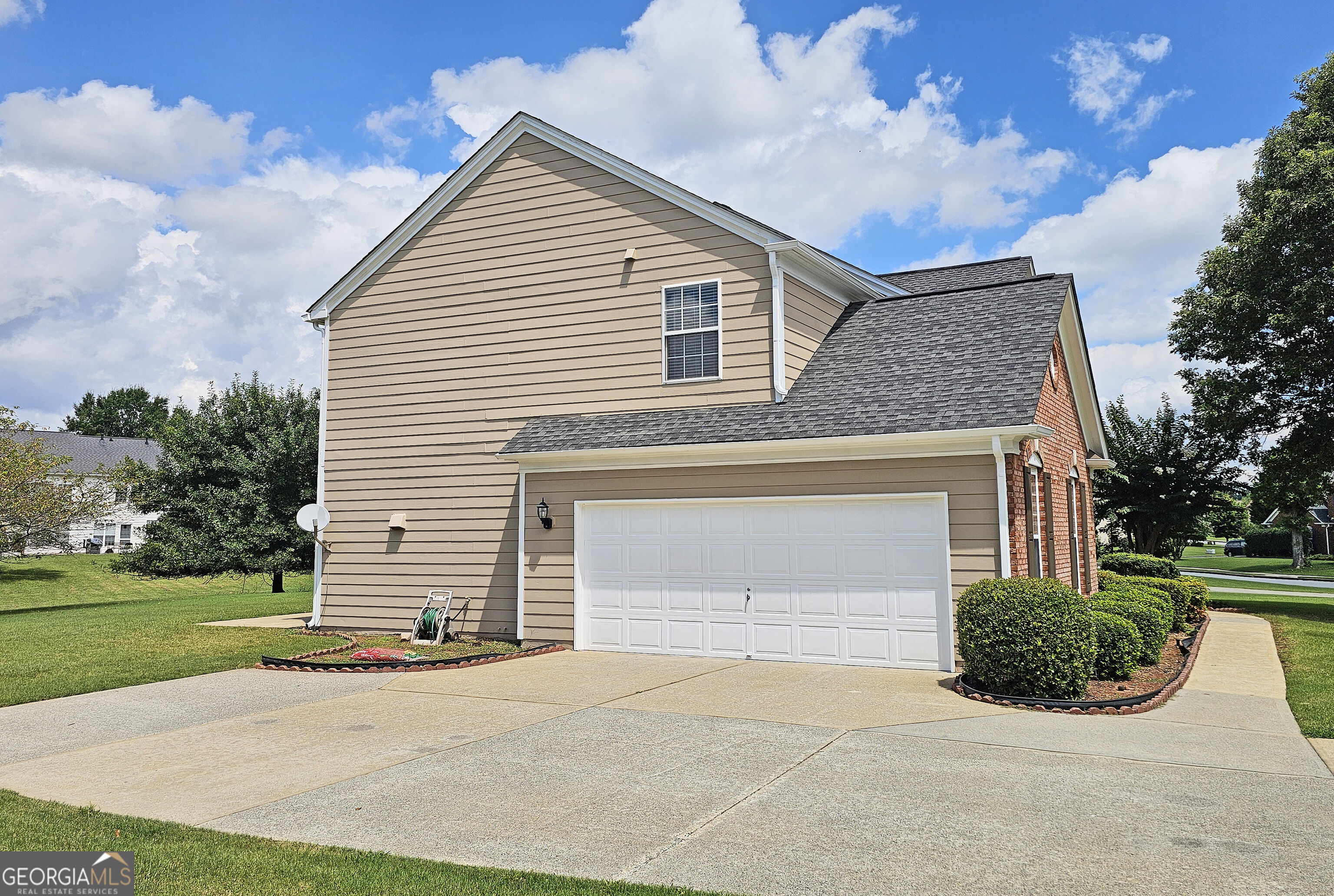 8155 Cavendish Place Property Photo 4