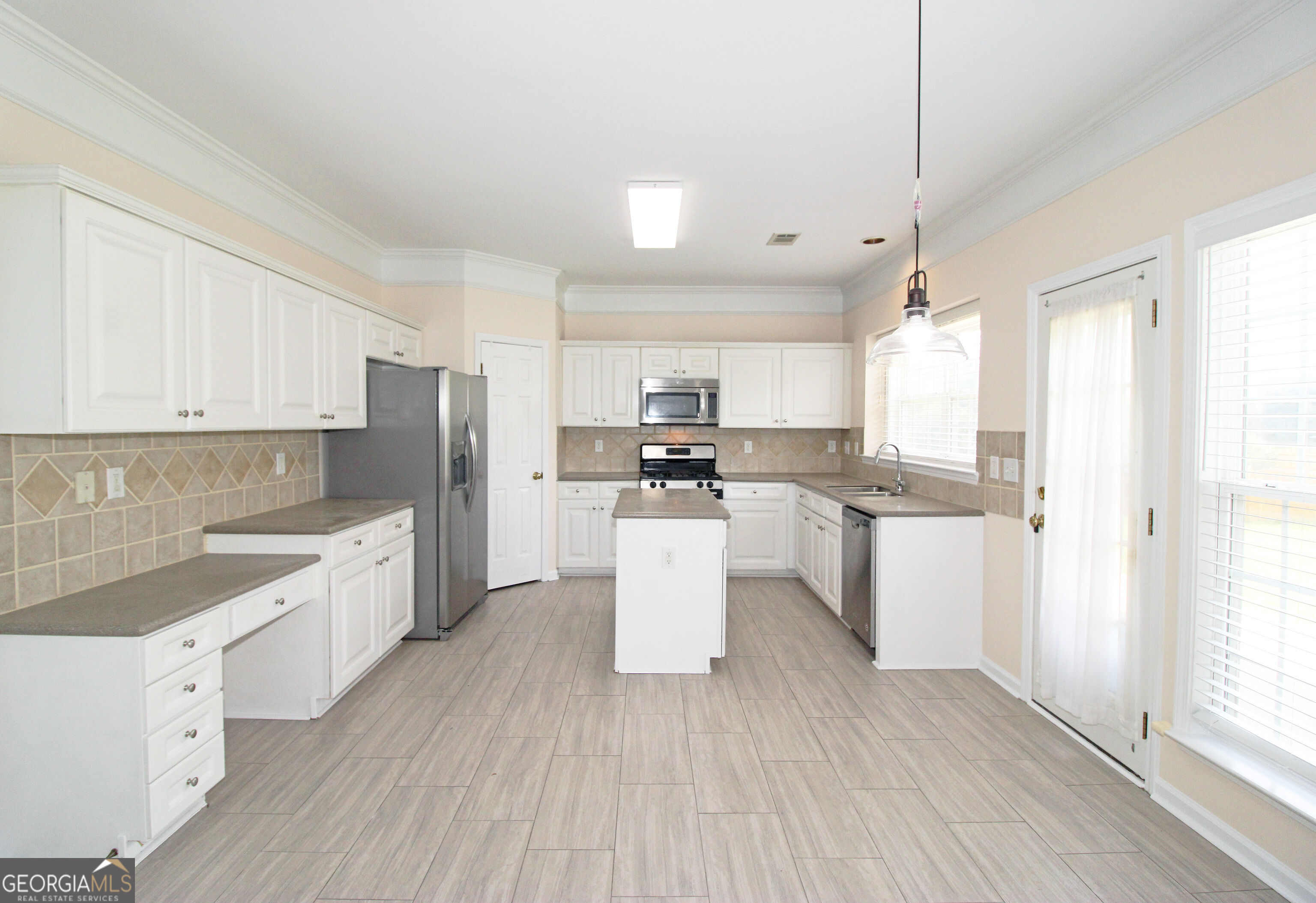 8155 Cavendish Place Property Photo 12