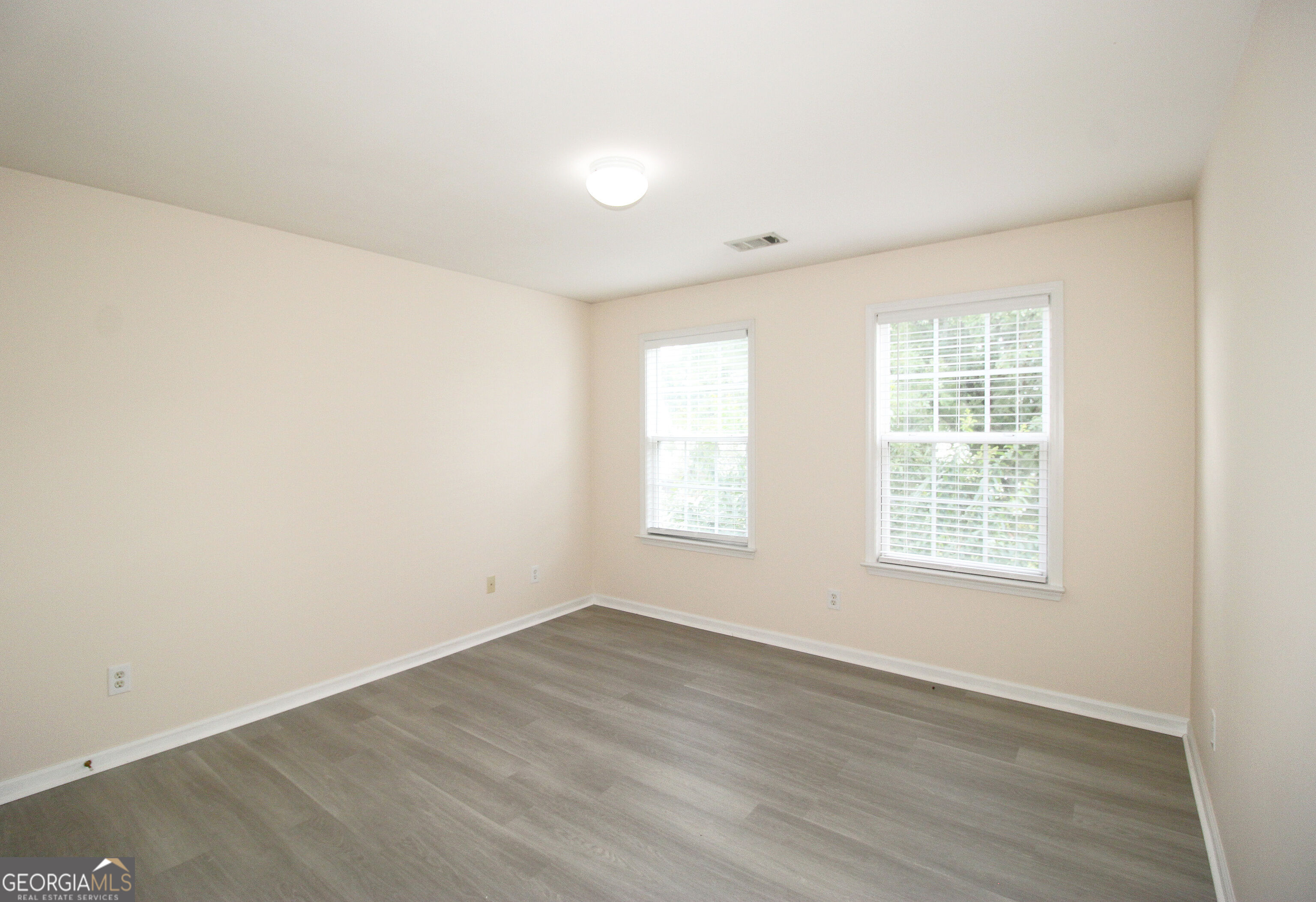 8155 Cavendish Place Property Photo 24