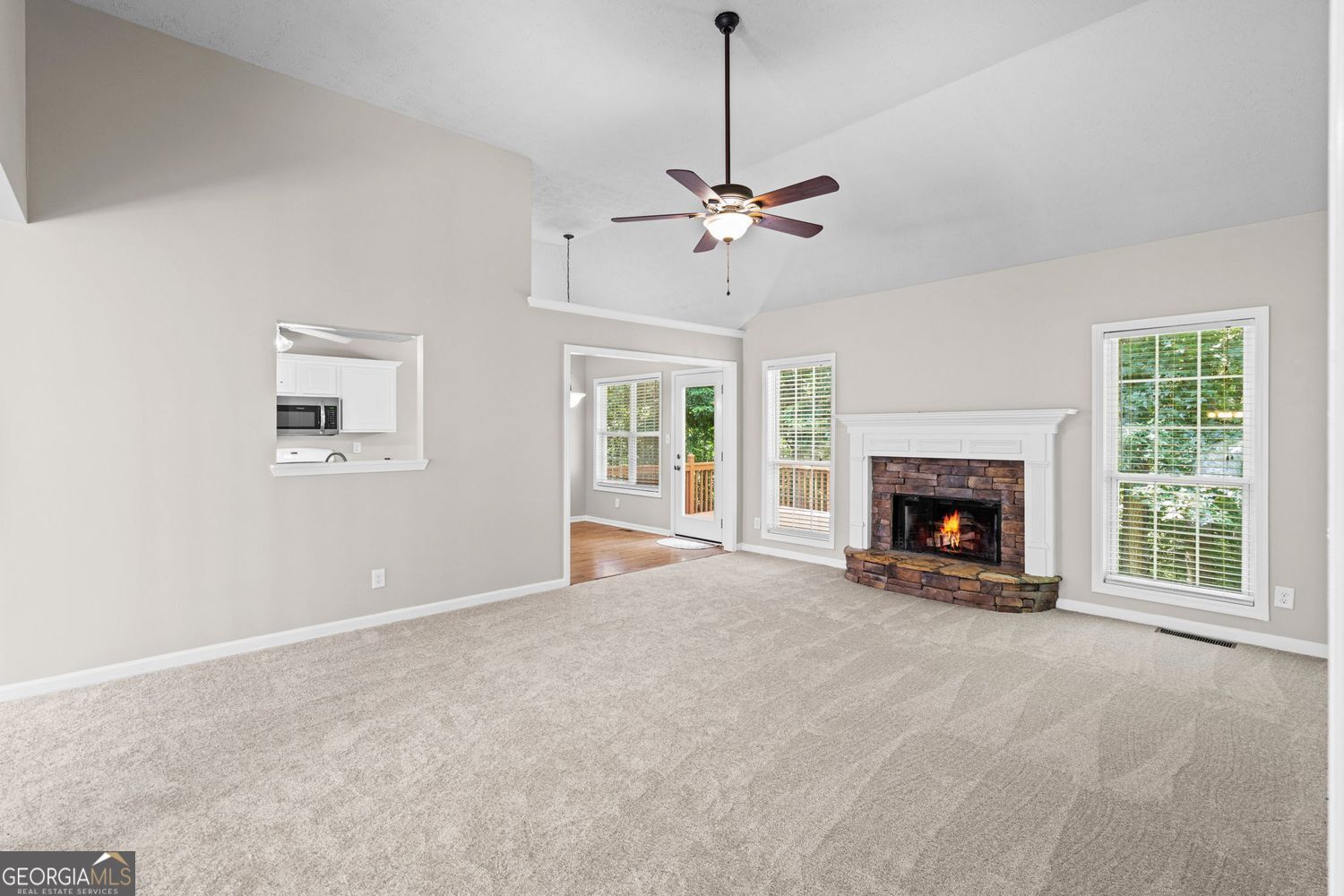 6225 Brook Hollow Creek Drive Property Photo 9