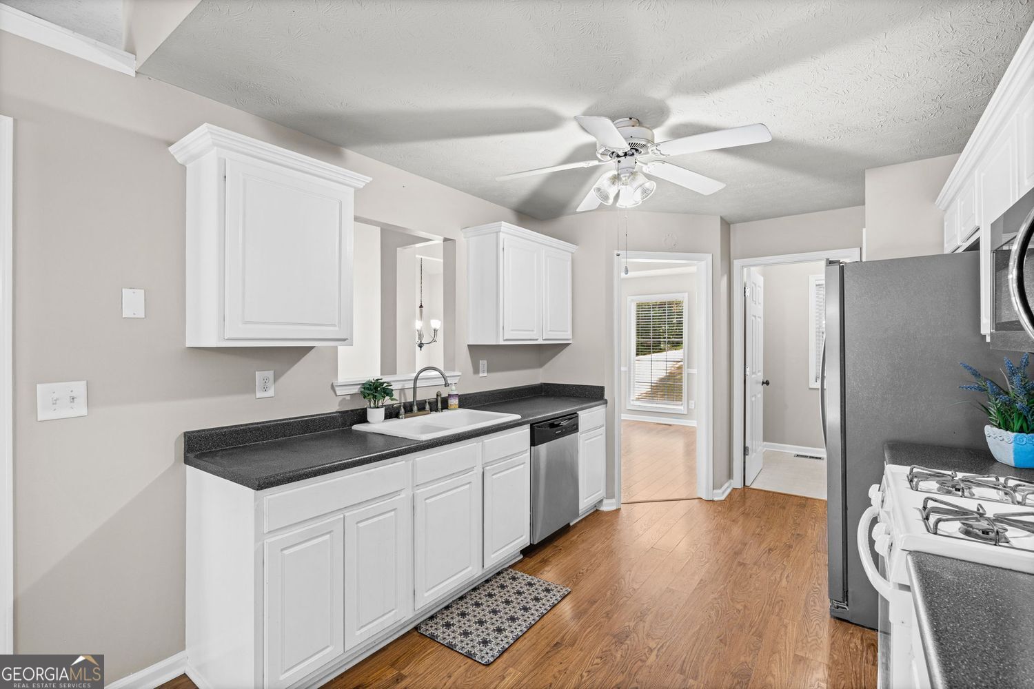6225 Brook Hollow Creek Drive Property Photo 14