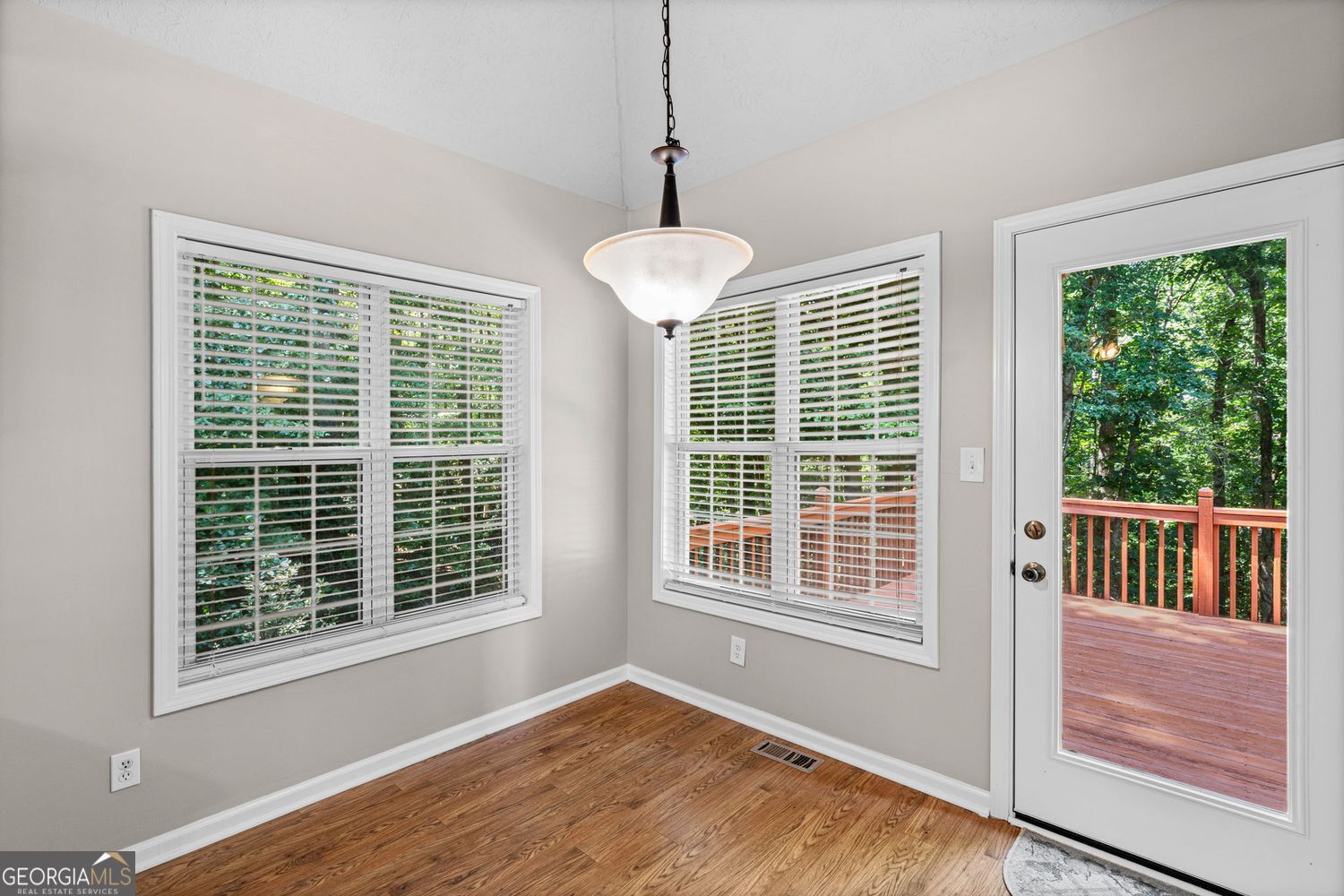 6225 Brook Hollow Creek Drive Property Photo 17