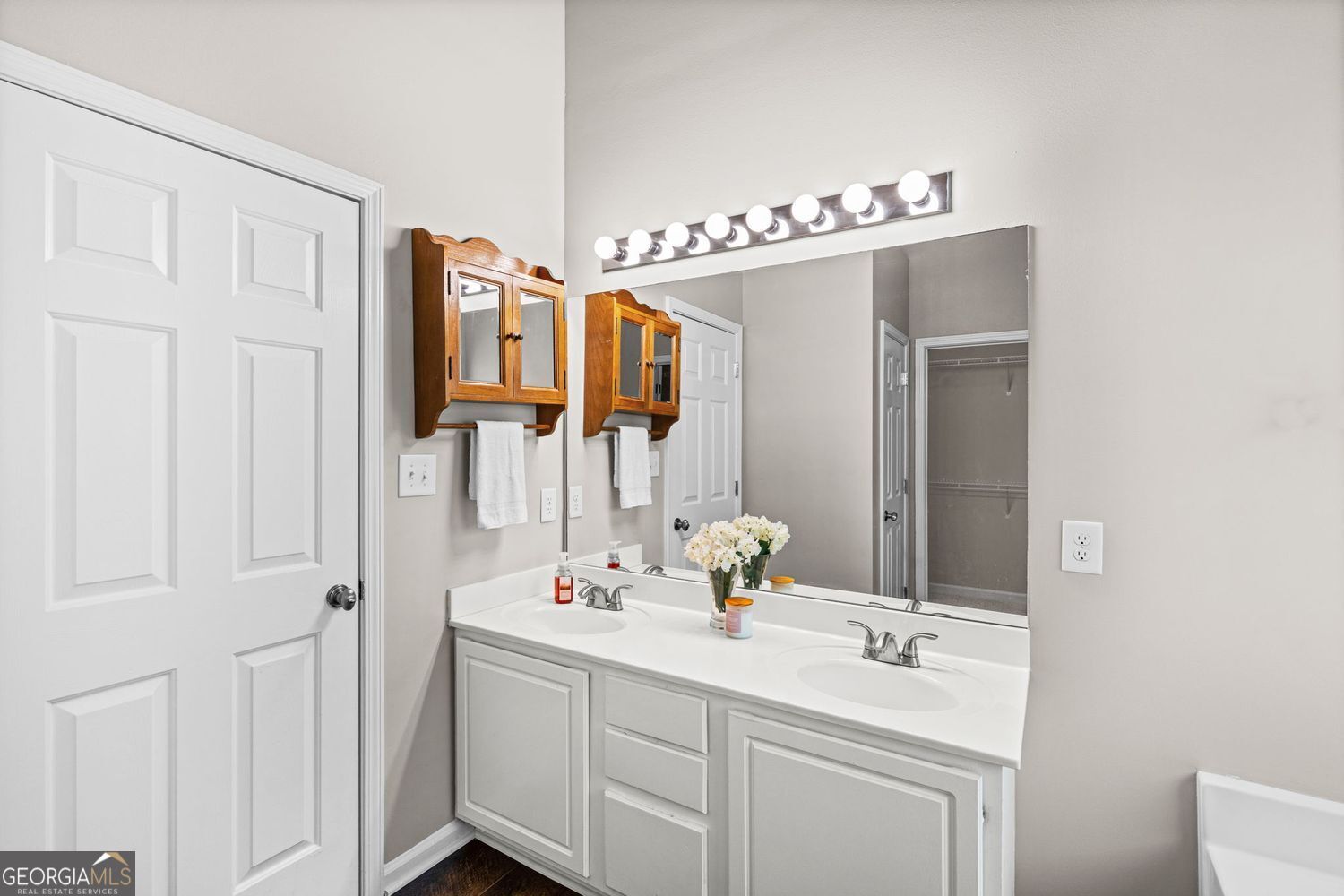 6225 Brook Hollow Creek Drive Property Photo 25