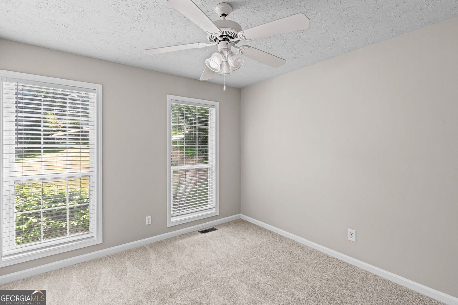 6225 Brook Hollow Creek Drive Property Photo 27