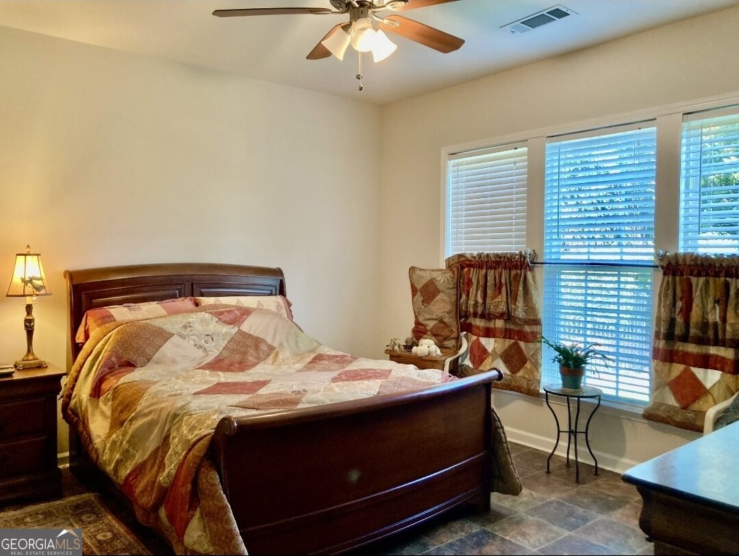 129 Plumleaf Court Property Photo 4