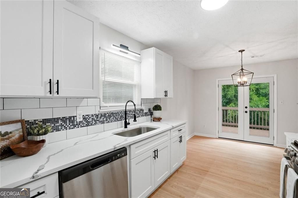6839 Silver Maple Drive Property Photo 10