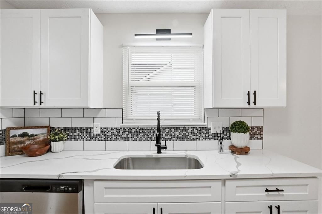 6839 Silver Maple Drive Property Photo 11