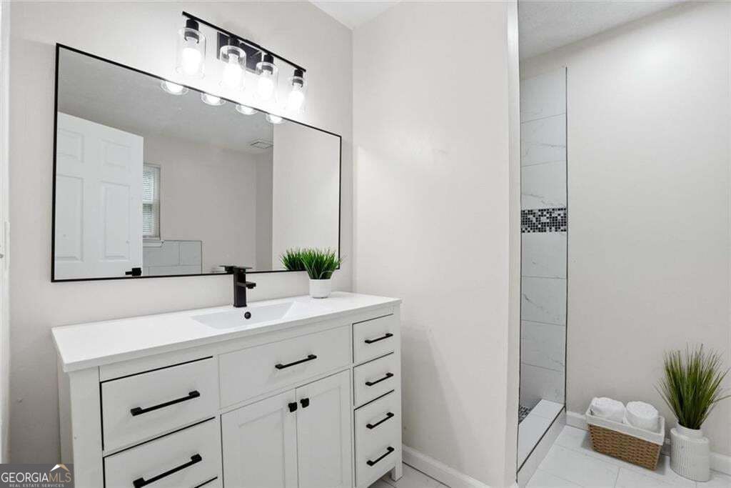 6839 Silver Maple Drive Property Photo 16