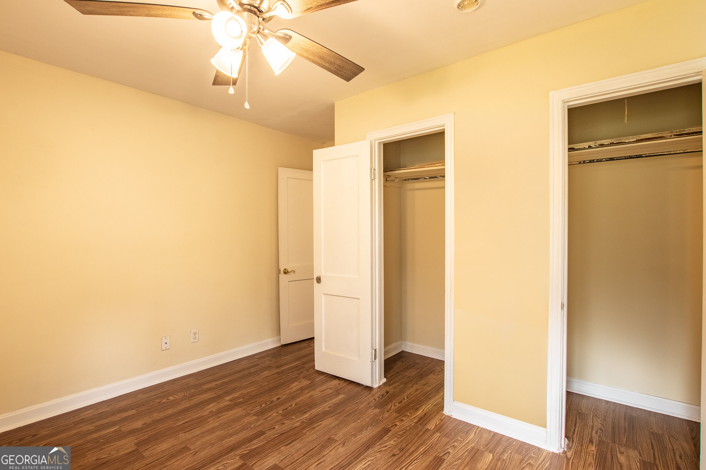 613 N Crawford Street Property Photo 21