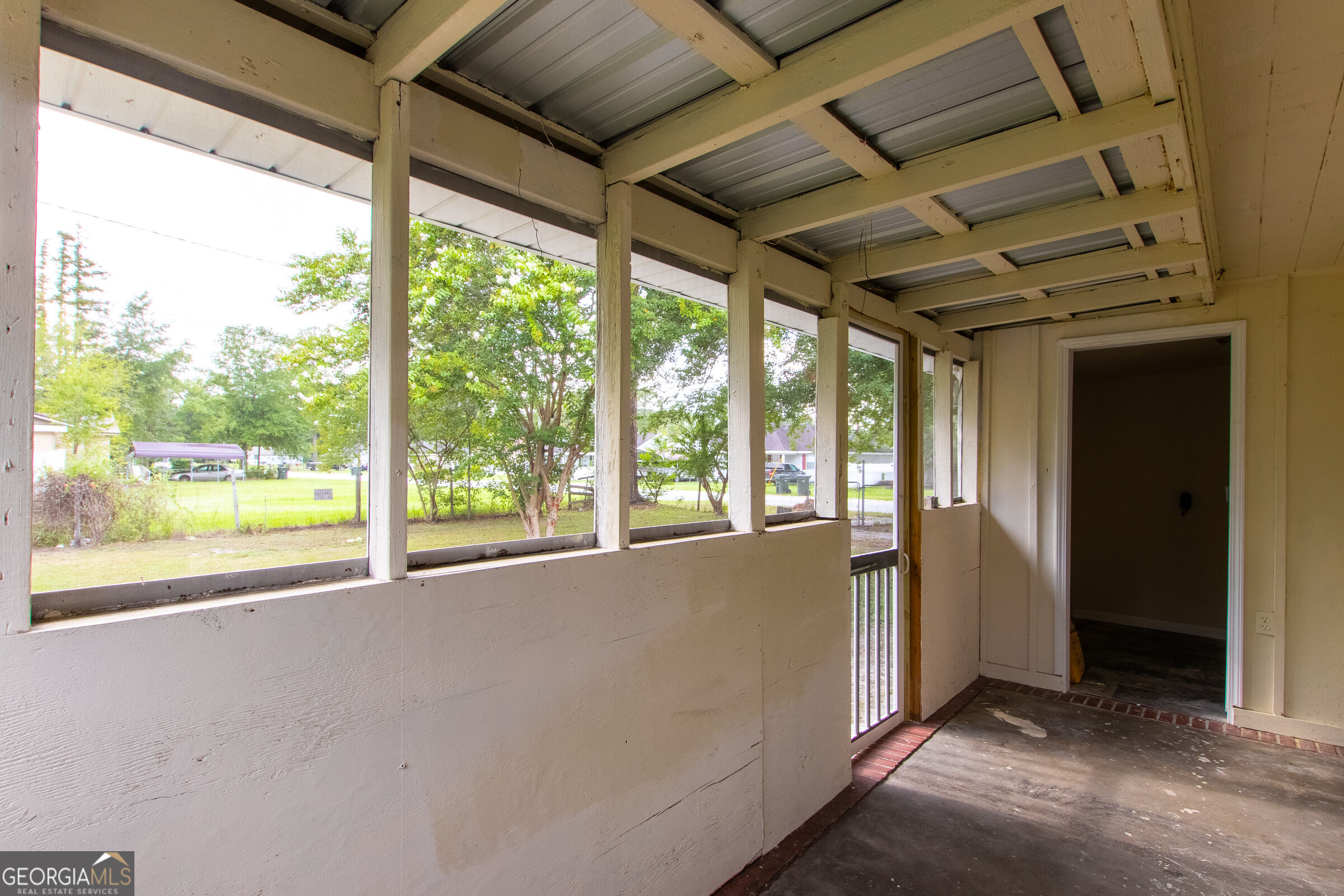613 N Crawford Street Property Photo 25