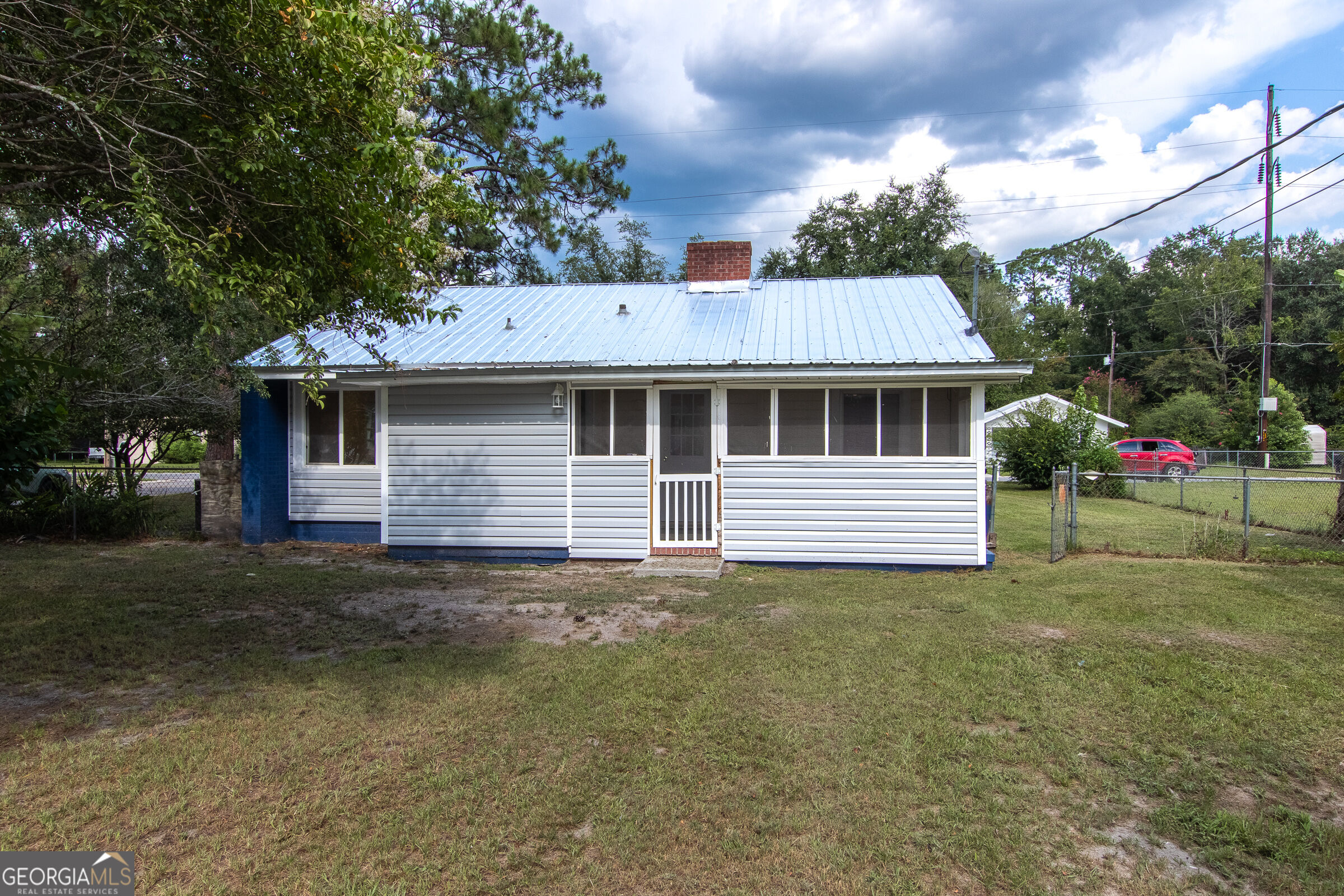 613 N Crawford Street Property Photo 29