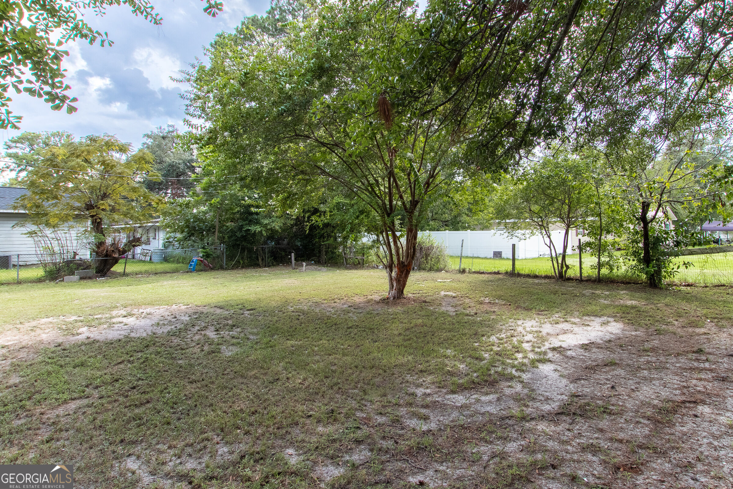 613 N Crawford Street Property Photo 31