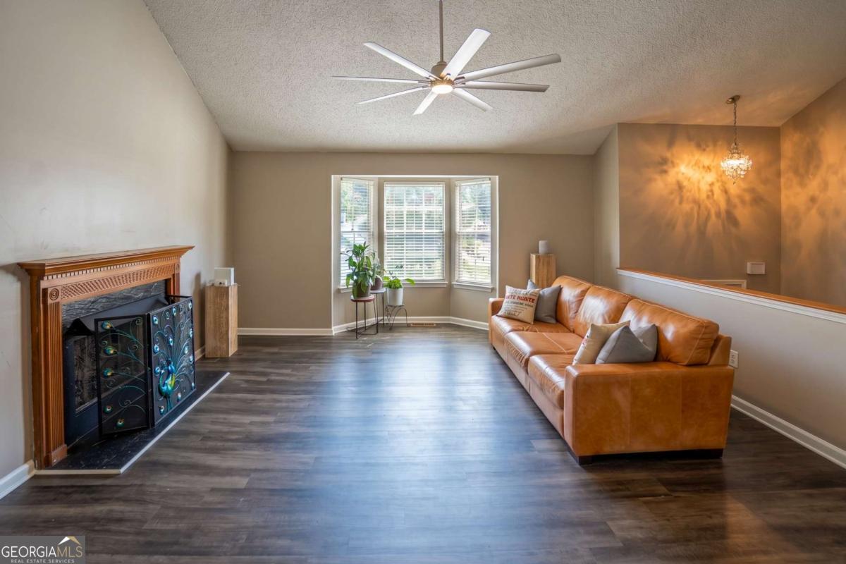 1046 Redan Trace Property Photo 19