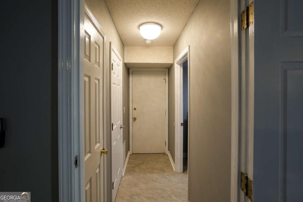 1046 Redan Trace Property Photo 20