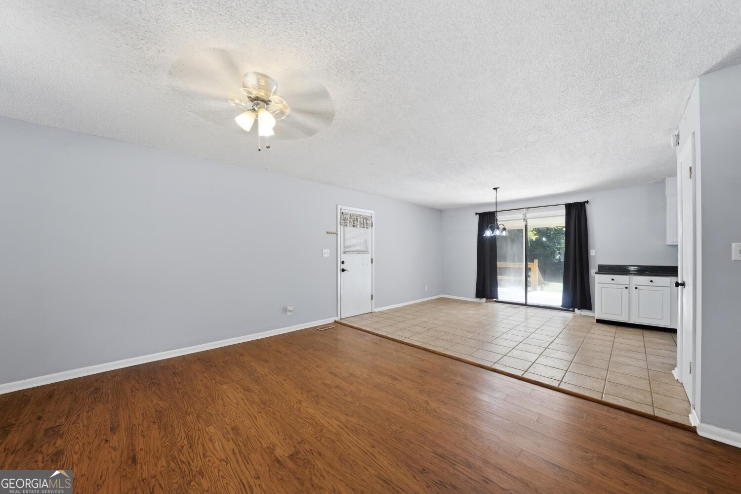 402 Frank Satterfield Road Property Photo 3