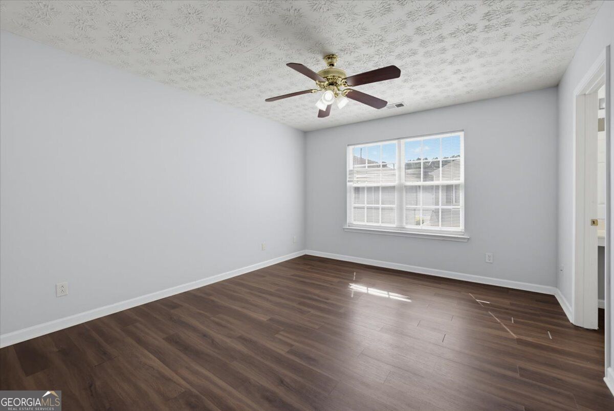 904 Windcroft Circle Nw Property Photo 15