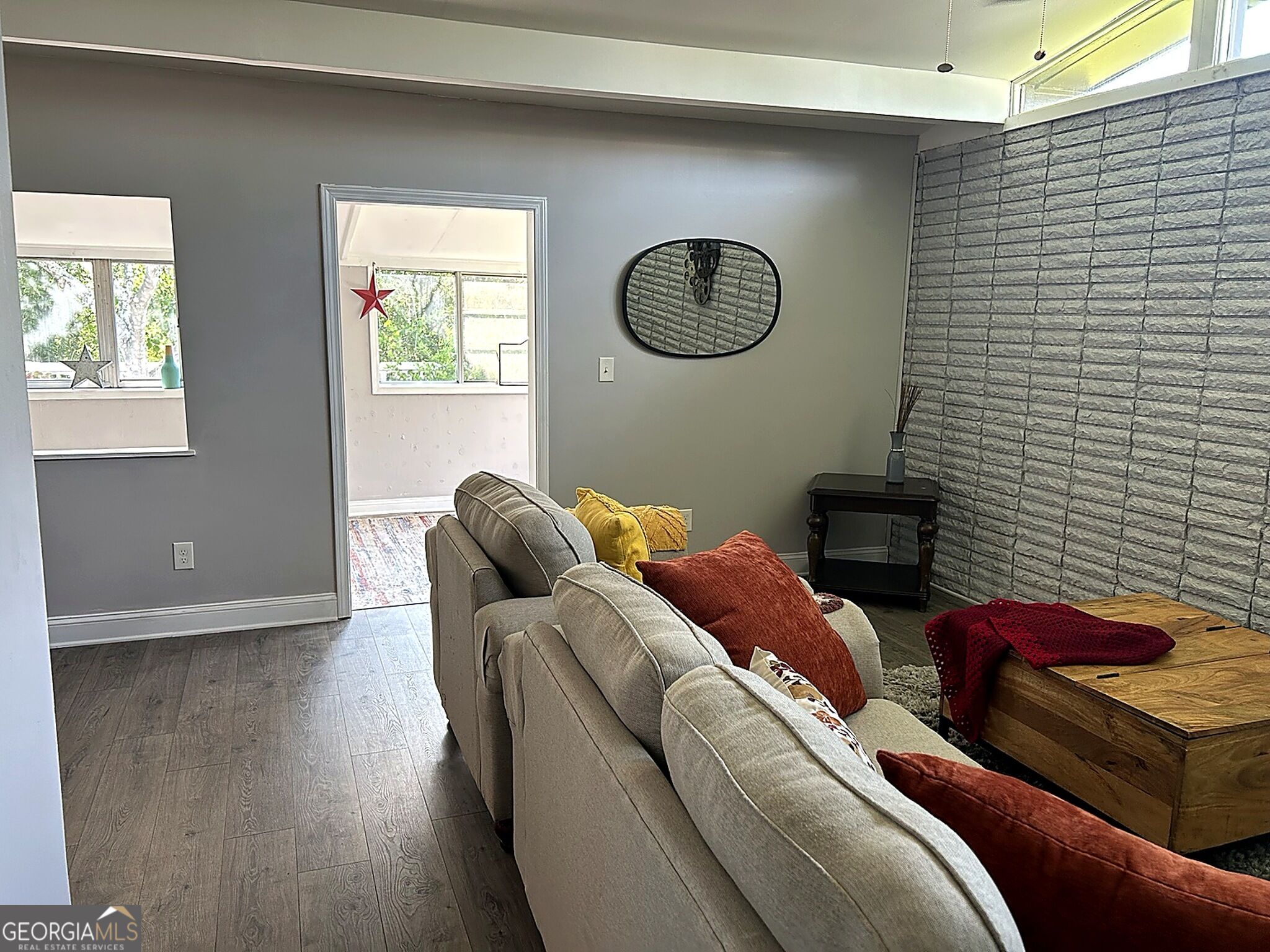 203 Pineview Drive Property Photo 12