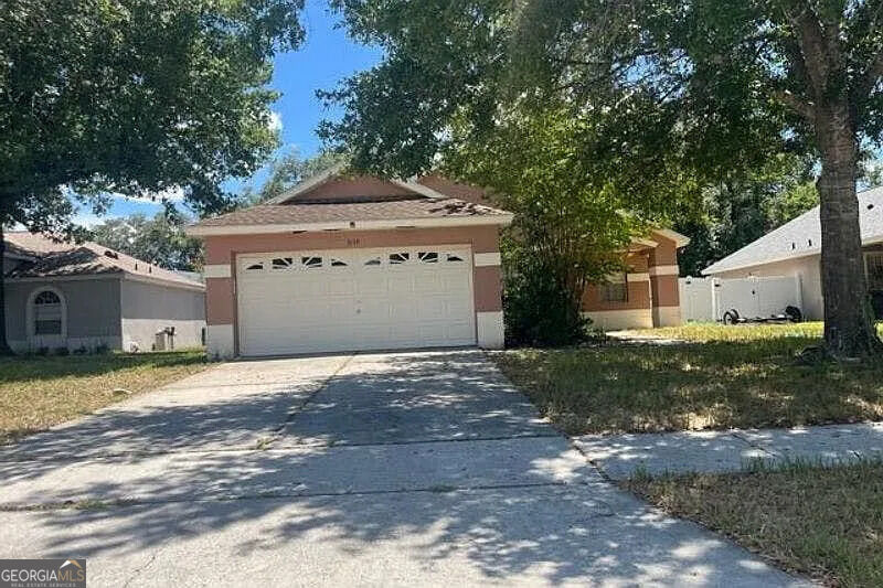 3139 Lindera Drive