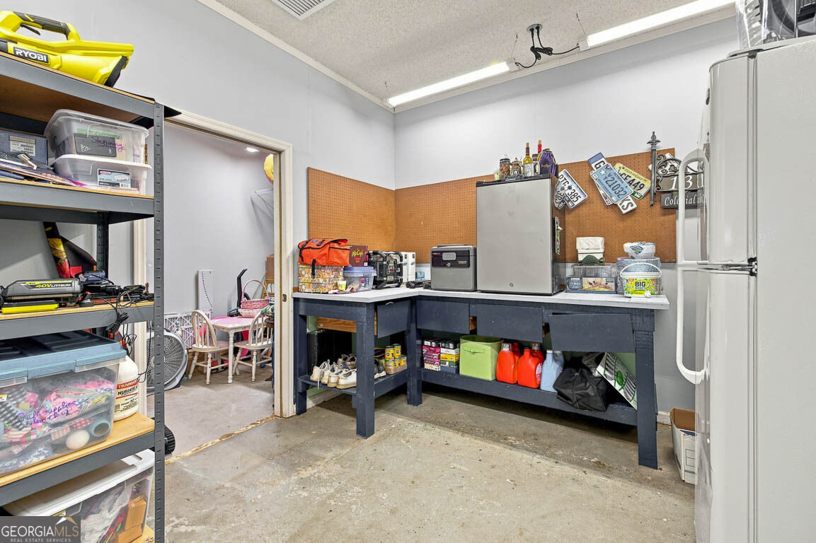 135 Colonial Drive Property Photo 28