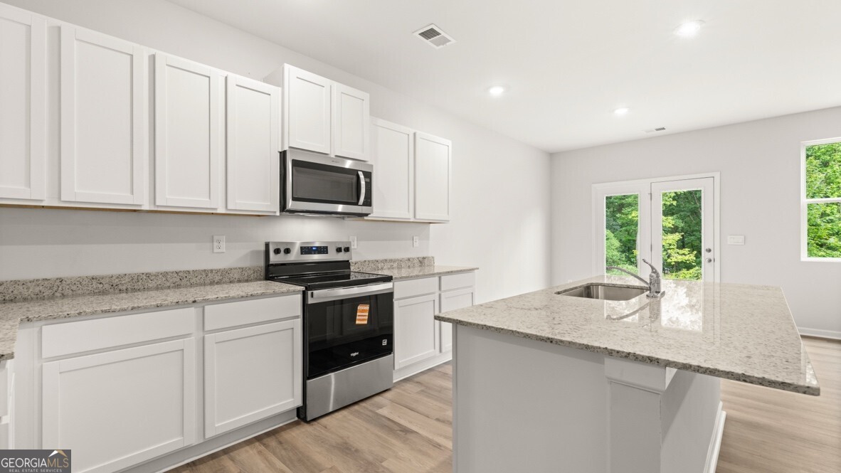 3059 Ryker Road Property Photo 6