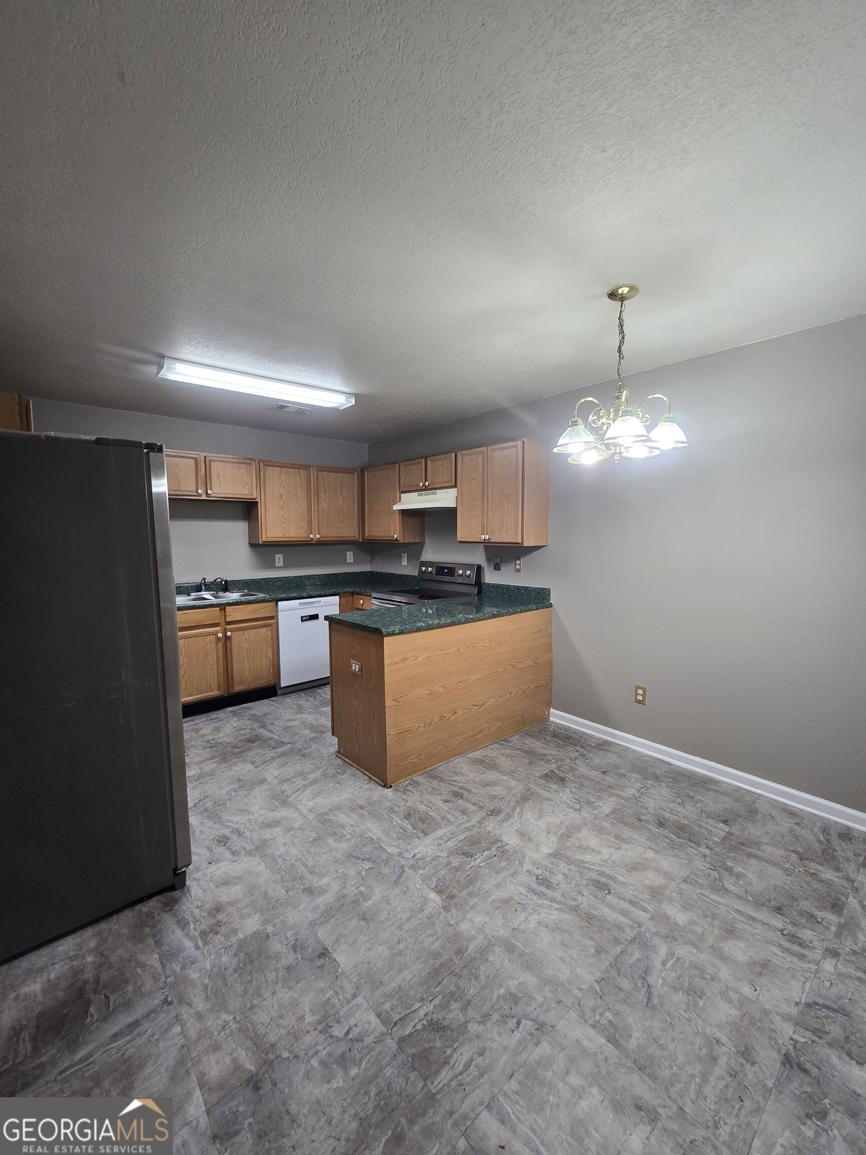 246 Beaumont Heights Property Photo 5