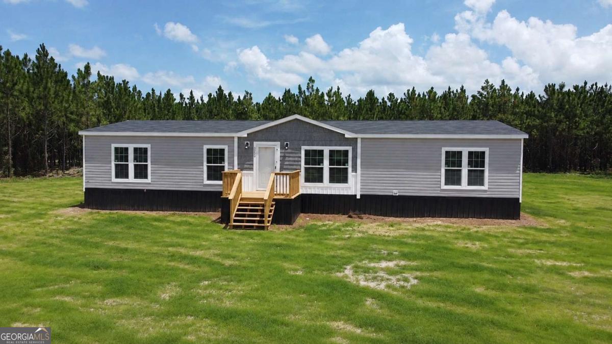 5240 Owens Road Property Photo 1