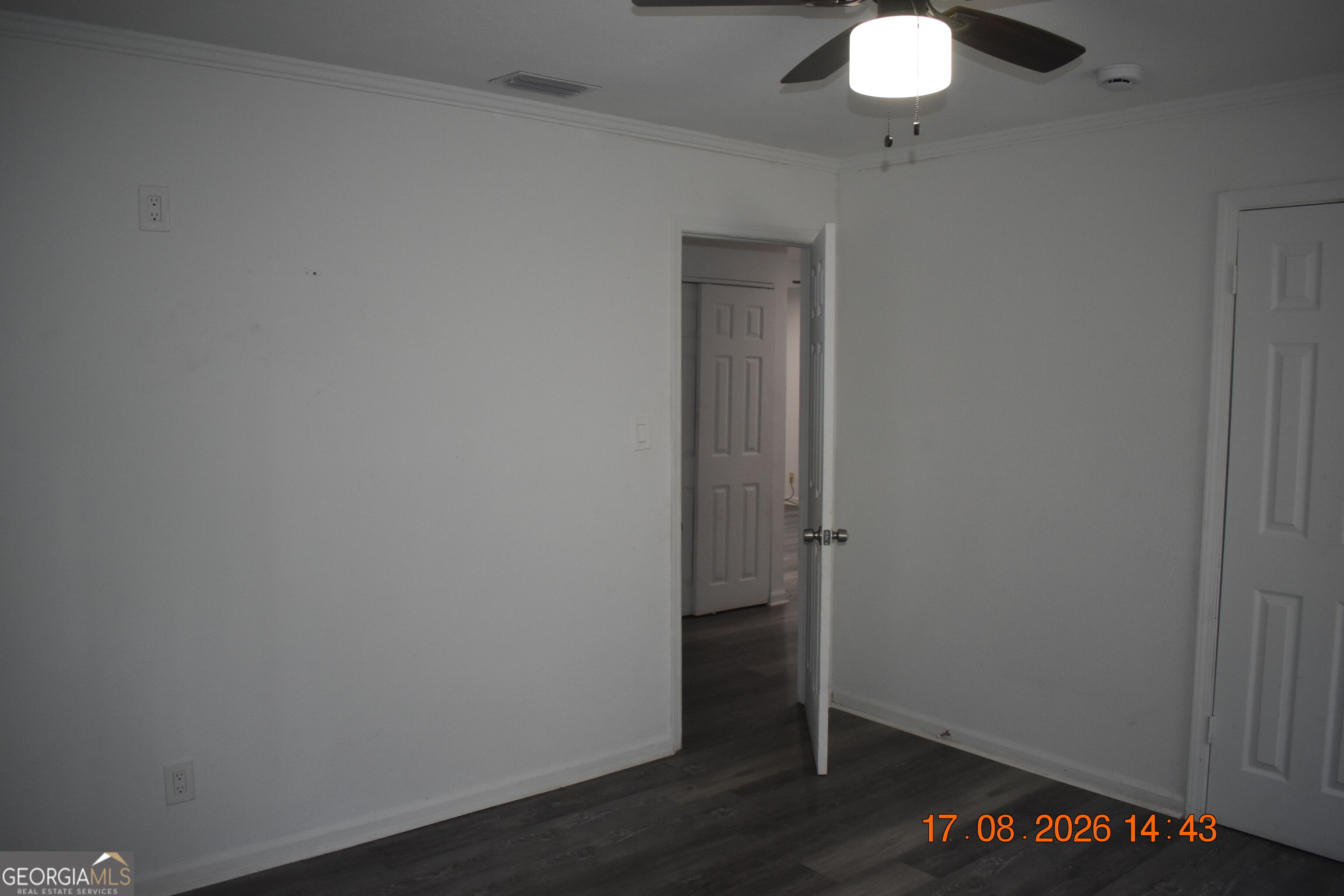 881 Poppy Avenue Property Photo 8