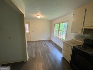 322 Parkway Place Property Photo 4