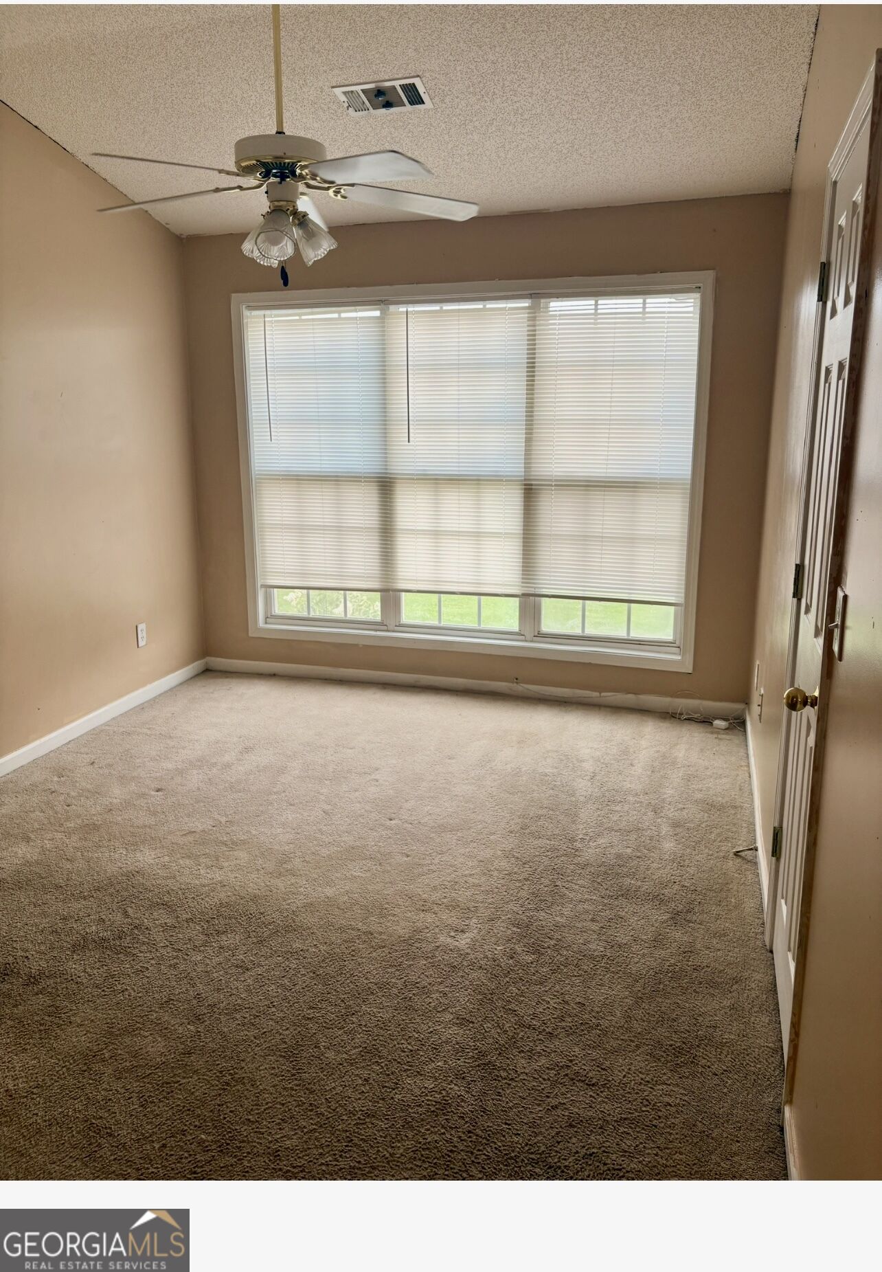 7182 Georges Property Photo 9