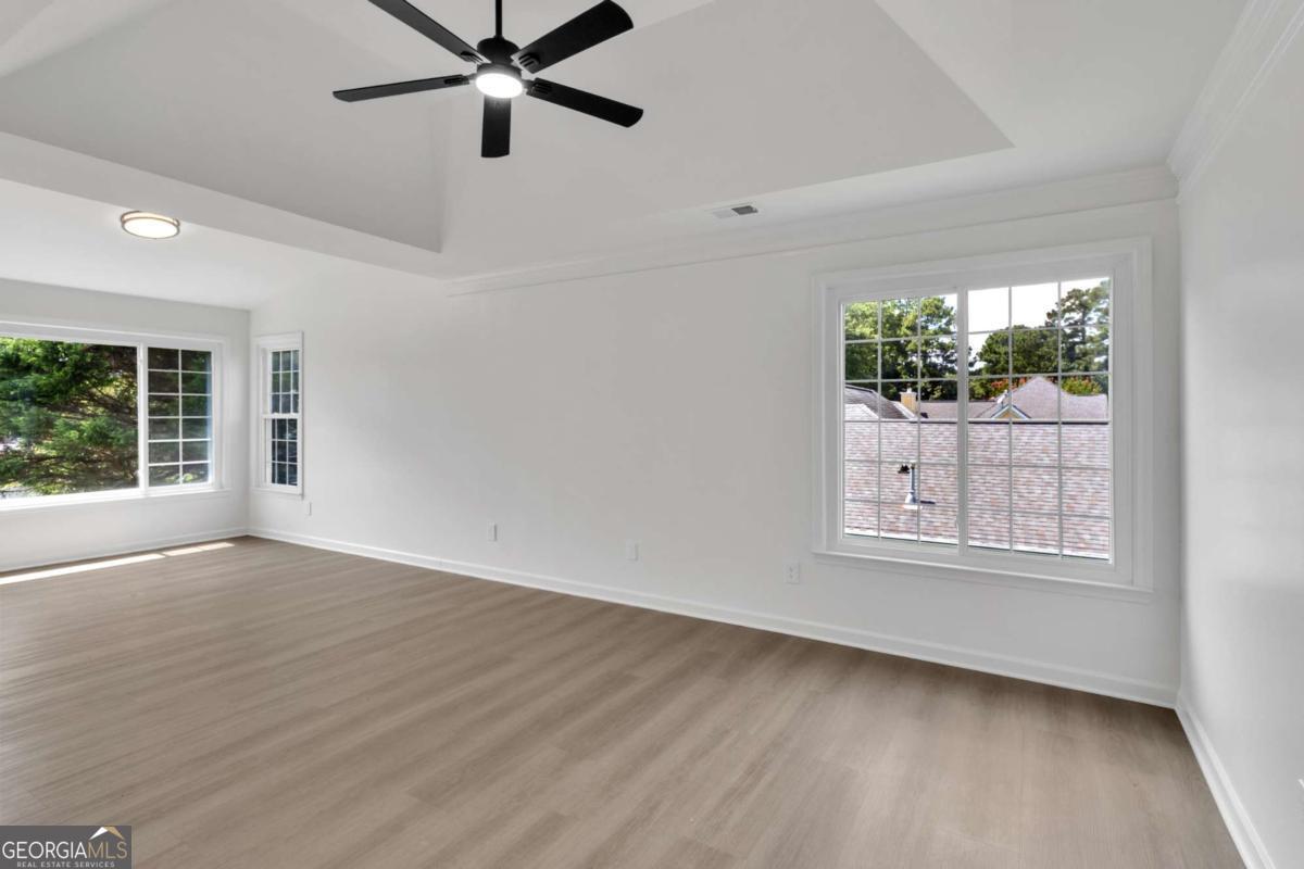 9757 Washington Circle Property Photo 9