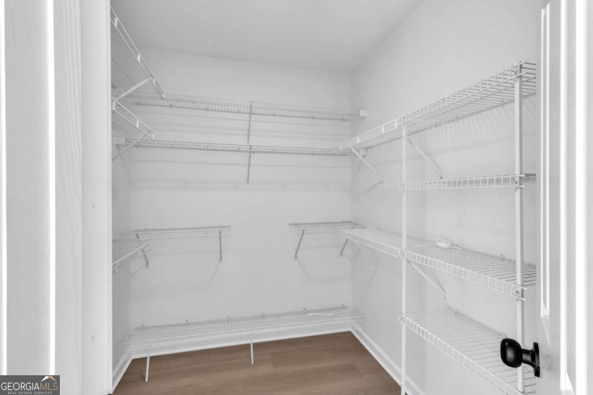 9757 Washington Circle Property Photo 11