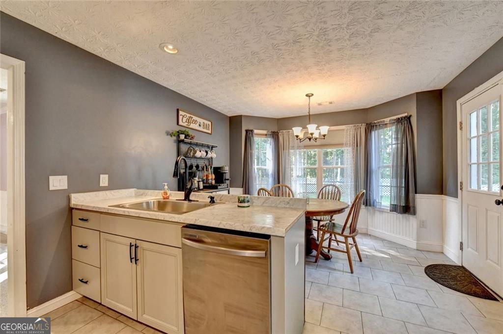 290 Lake Valley Drive Sw Property Photo 24