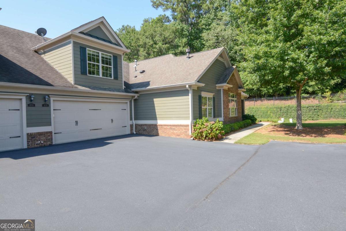 4715 Flycatcher Drive Property Photo 1
