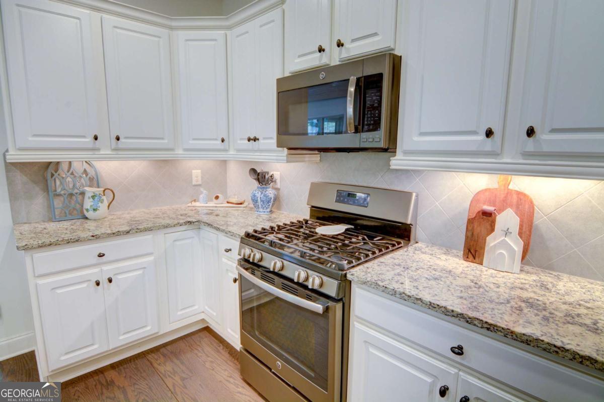 4715 Flycatcher Drive Property Photo 18